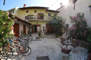 Отель Guesthouse Koren  Випава